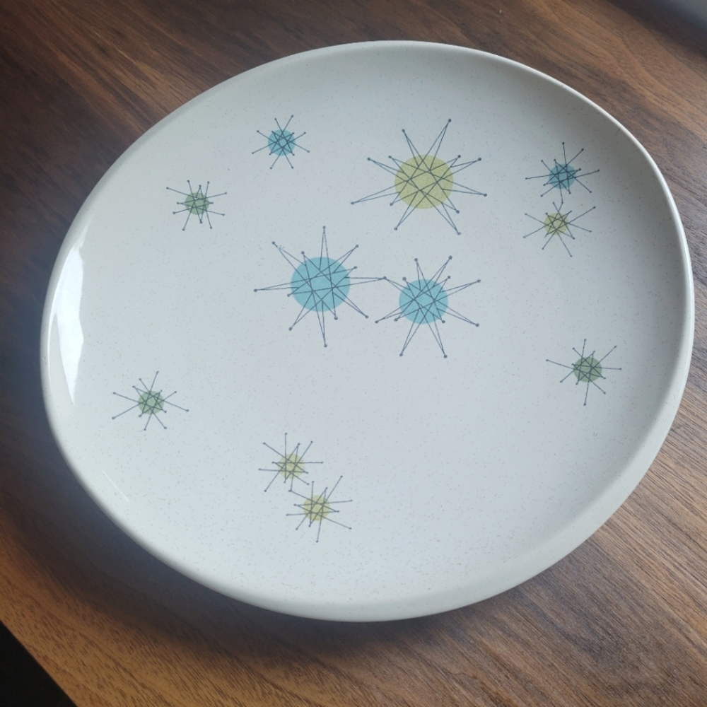 *SOLD* Starburst 10" Dinner Plate Atomic Mid Century Vintage Retro